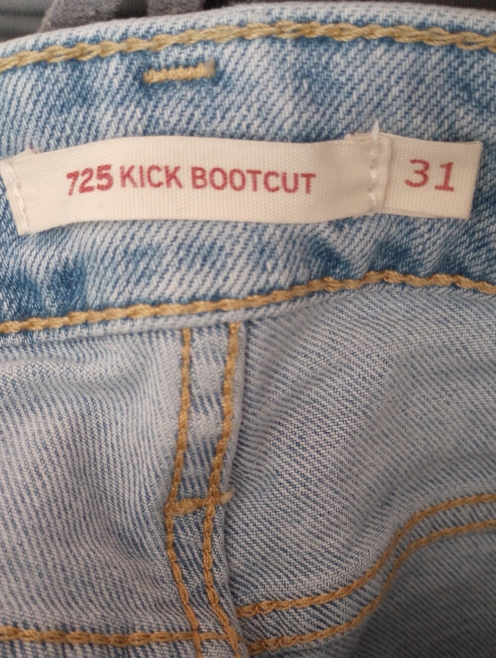Levi's 725 Kick Bootcut Light Wash Jeans 31 - Picture 10 of 12